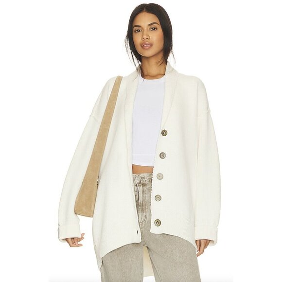 Free People Sweaters - FREE PEOPLE Chamomile Oversize Cardigan in Ivory Size Small